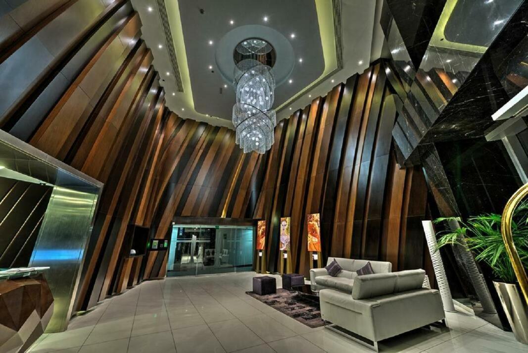 Cayan Tower Marina - By Of Choice Apartment *